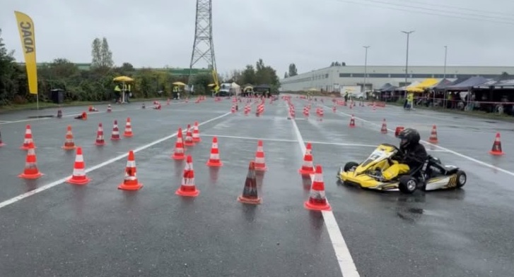Erfolgreicher Saisonabschluss für Louis im Kartslalom – Top-5-Platzierung in Westfalen!